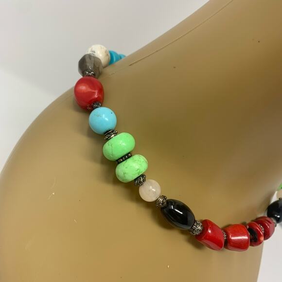 Nice Colorful Beaded Necklace - Picture 4 of 5